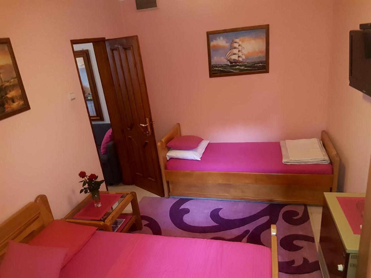 Apartment Ksenija Kotor Kamer foto