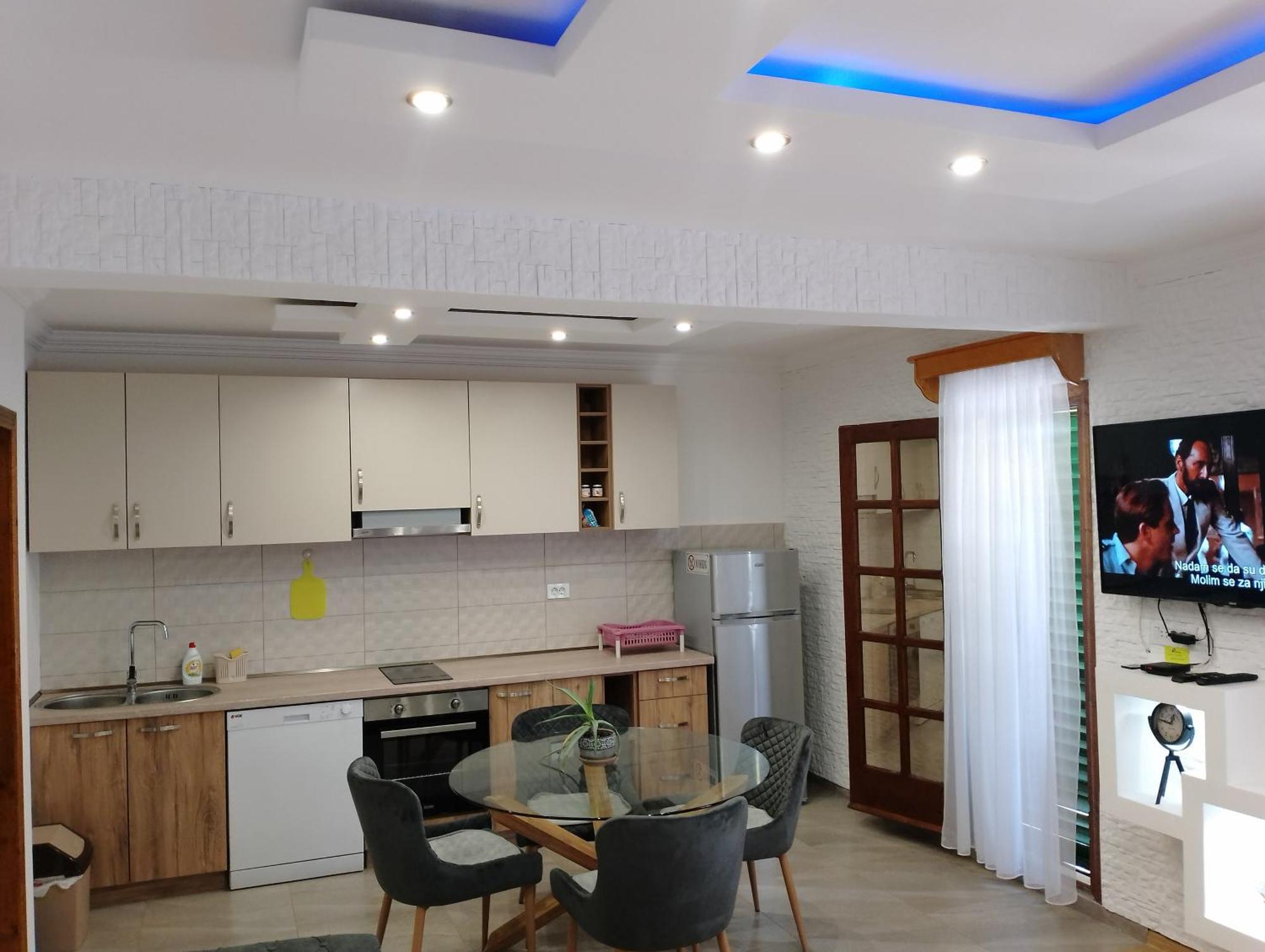 Apartment Ksenija Kotor Buitenkant foto
